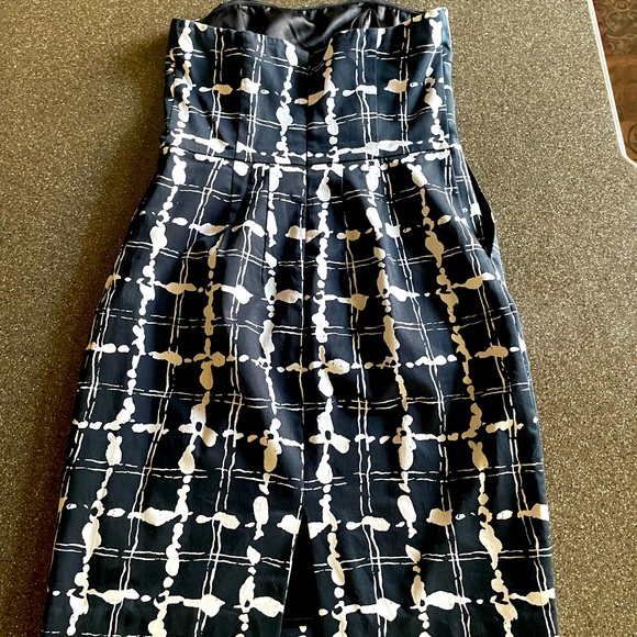 Express, Strapless, Black & White Dress, Size 4 - Picture 2 of 4
